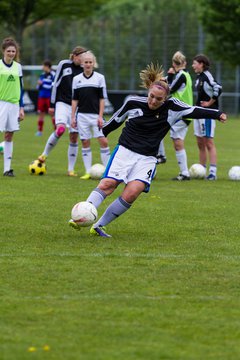 Bild 108 - Frauen SV Henstedt Ulzburg - Holstein Kiel : Ergebnis: 2:1